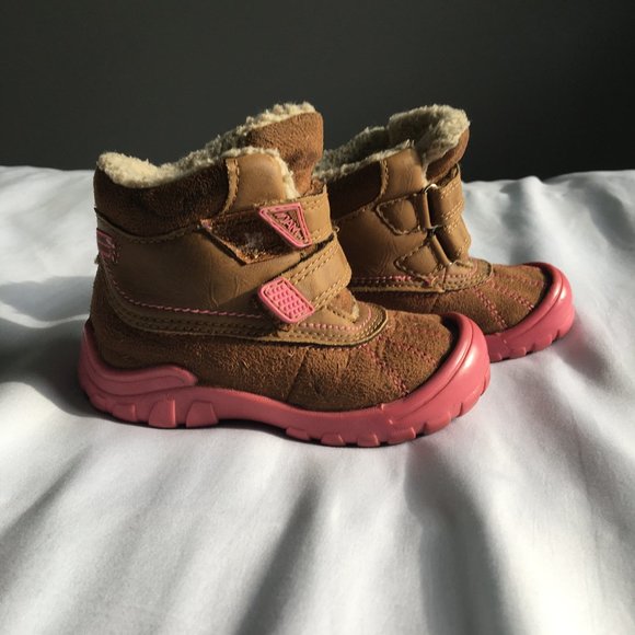 Toddler Boots - Picture 3 of 4